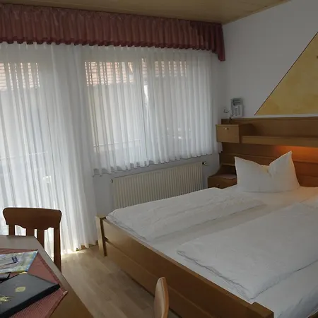 Zur Krone 3* Mitteleschenbach