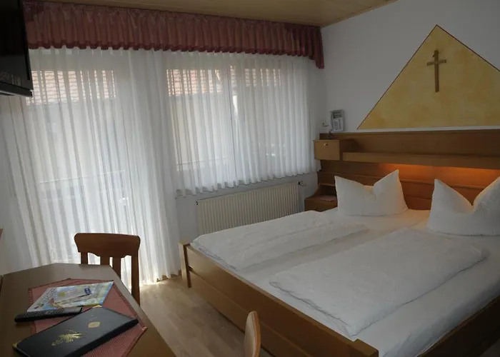 Zur Krone 3* Mitteleschenbach